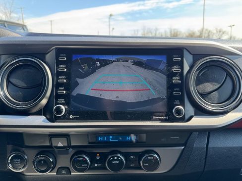 Used 2023 Toyota Tacoma SR5 image 18