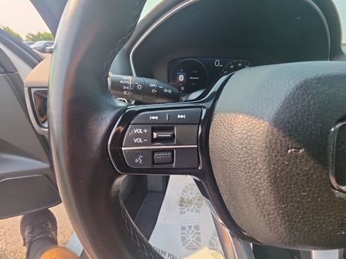 Certified 2024 Honda Civic Sport Touring image 18