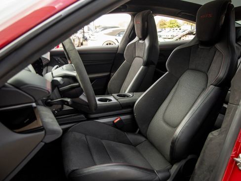 Used 2025 Porsche Taycan GTS image 5