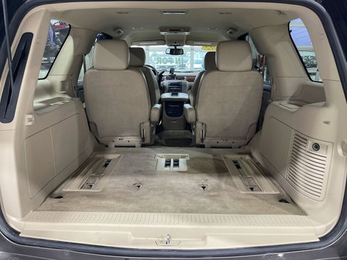 Used 2012 GMC Yukon SLT w/ SLT-2 Equipment Package AWD/4WD image 14