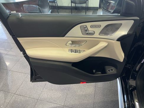 Used 2024 Mercedes-Benz GLE 63 AMG S image 25
