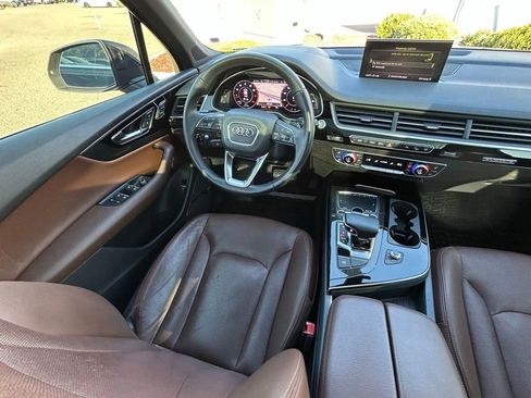 Used 2018 Audi Q7 3.0T Prestige AWD/4WD image 9
