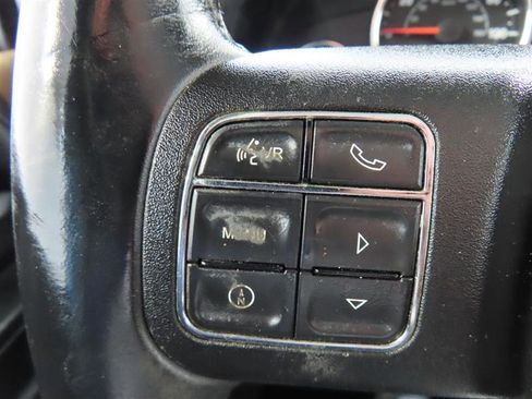 Used 2012 Jeep Wrangler Unlimited Sahara w/ Connectivity Group AWD/4WD image 44