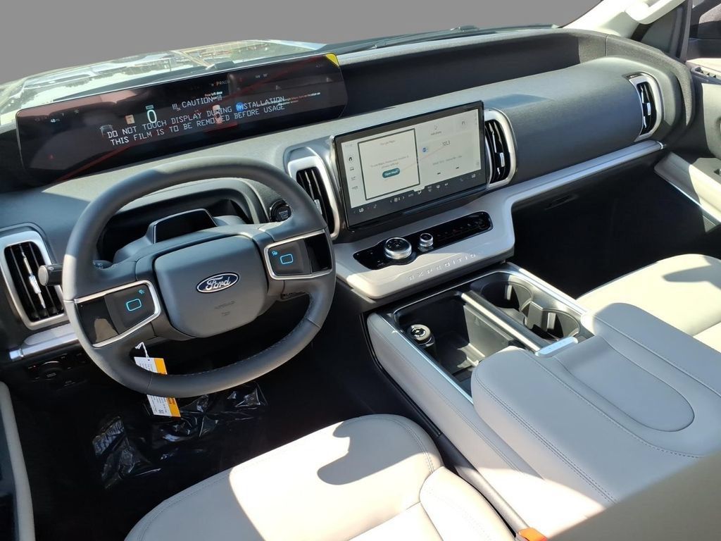 New 2026 Ford Expedition Max Active AWD/4WD image 6