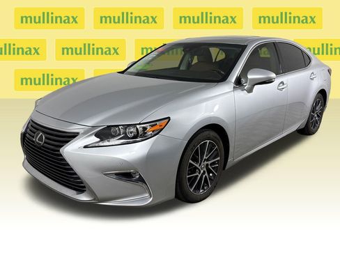 Used 2018 Lexus ES 350 w/ Luxury Package w/Wood Trim FWD image 14