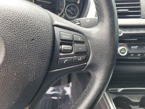 Used 2018 BMW 320i xDrive Sedan w/ Convenience Package AWD/4WD image 22