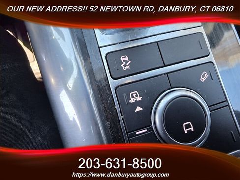 Used 2019 Land Rover Range Rover Sport HSE image 18
