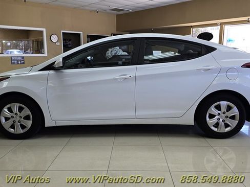 Used 2016 Hyundai Elantra SE FWD image 6