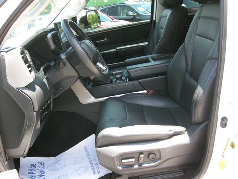 Used 2022 Toyota Tundra Limited AWD/4WD image 26