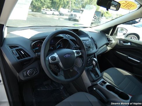 Used 2015 Ford Escape SE FWD image 36