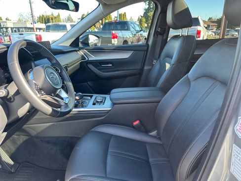 Used 2025 MAZDA CX-90 3.3 Turbo w/ Premium Sport Pkg image 9