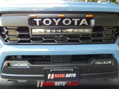 Used 2026 Toyota Tacoma SR5 AWD/4WD image 70