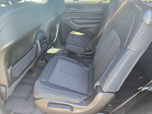 New 2026 Jeep Grand Cherokee L 4WD image 12