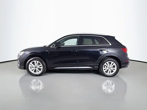 Certified 2025 Audi Q3 2.0T Premium w/ Convenience Package AWD/4WD image 4