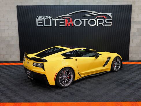 Used 2016 Chevrolet Corvette Z06 w/ 2LZ Preferred Equipment Group RWD image 25