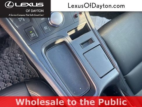 Used 2013 Lexus CT 200h w/ Seat Comfort Pkg image 23