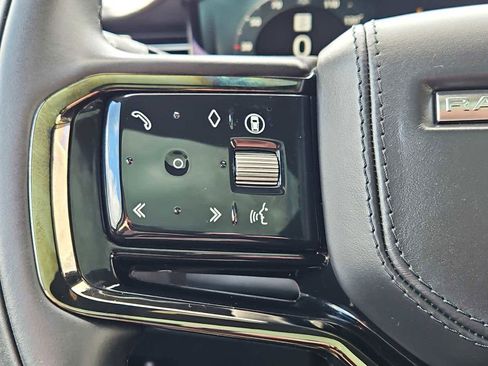 Used 2025 Land Rover Range Rover Sport Dynamic SE image 25