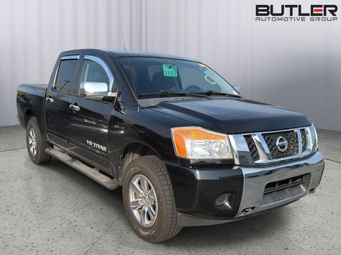 Used 2013 Nissan Titan SV AWD/4WD image 1