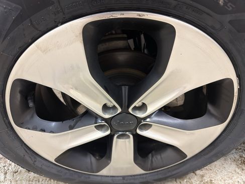 Used 2018 Jeep Compass Latitude w/ Popular Equipment Group image 35