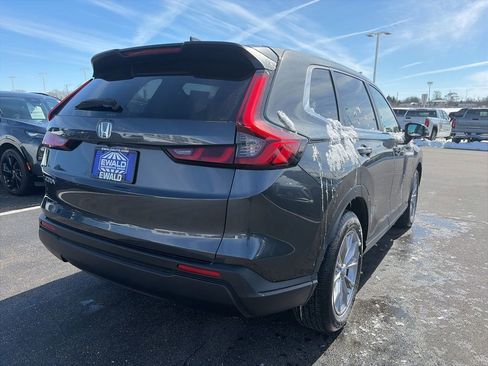 Used 2024 Honda CR-V EX image 8