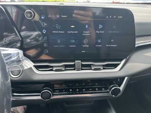 New 2027 Chevrolet Equinox LT w/ Convenience Package II AWD/4WD image 12