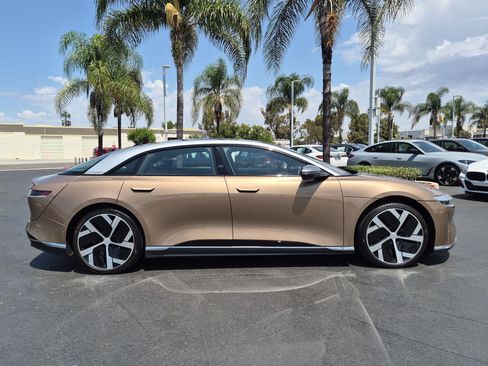 Used 2022 Lucid Air Dream Edition AWD/4WD image 11