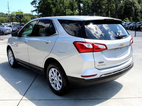 Used 2020 Chevrolet Equinox LT image 9