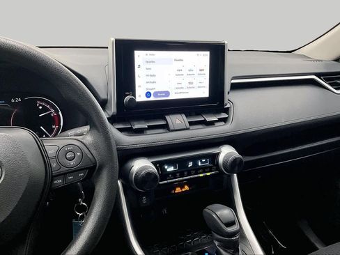 Used 2023 Toyota RAV4 LE FWD image 7