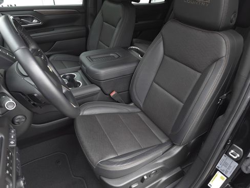 Used 2024 Chevrolet Tahoe High Country w/ Advanced Technology Package image 10