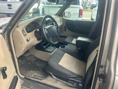 Used 2005 Ford Ranger XLT image 9