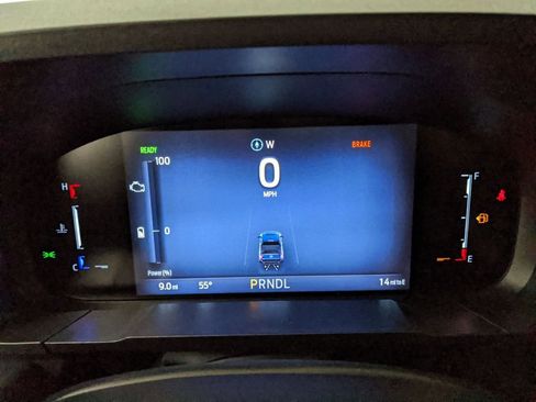 New 2025 Ford Maverick XL image 18