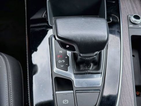 Used 2022 Audi Q5 2.0T Premium Plus AWD/4WD image 30