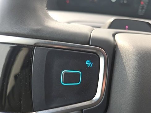 Used 2025 Ford Expedition Active image 29