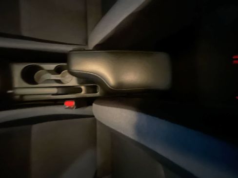 Used 2024 Nissan Versa SV image 20