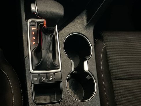 Used 2018 Kia Sportage LX image 19