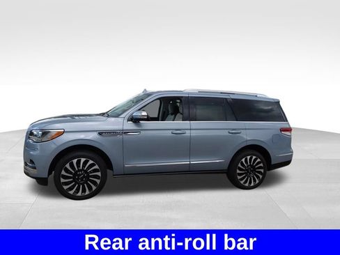 Used 2024 Lincoln Navigator Black Label AWD/4WD image 18
