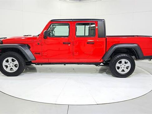 Used 2024 Jeep Gladiator Sport AWD/4WD image 5