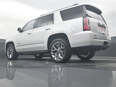 Used 2020 GMC Yukon Denali w/ Denali Ultimate Package image 32