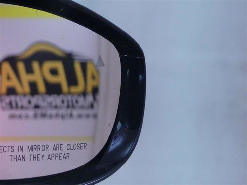 Used 2023 Chrysler Pacifica Limited image 30