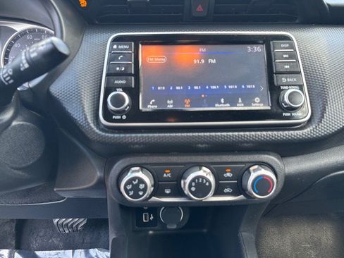 Used 2023 Nissan Kicks S image 17