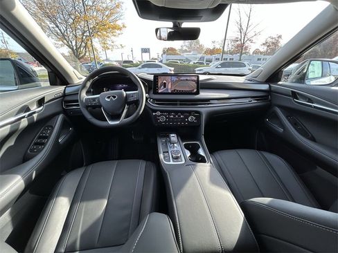 New 2026 INFINITI QX60 Luxe w/ Cargo Package image 12