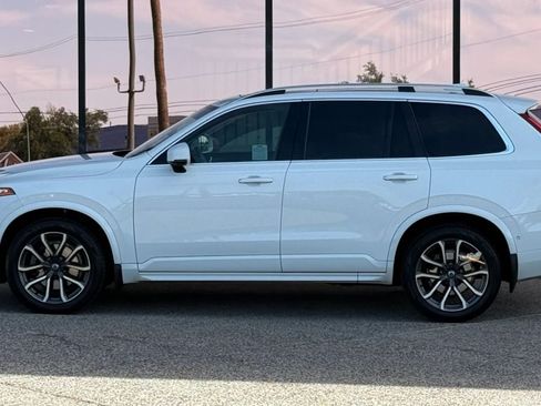 Used 2016 Volvo XC90 T6 Momentum w/ Momentum Plus Package AWD/4WD image 4