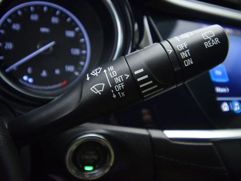 Used 2020 Buick Encore GX Select w/ Sport Touring Package image 38