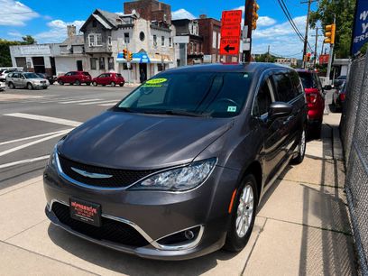 Used 2020 Chrysler Voyager LX