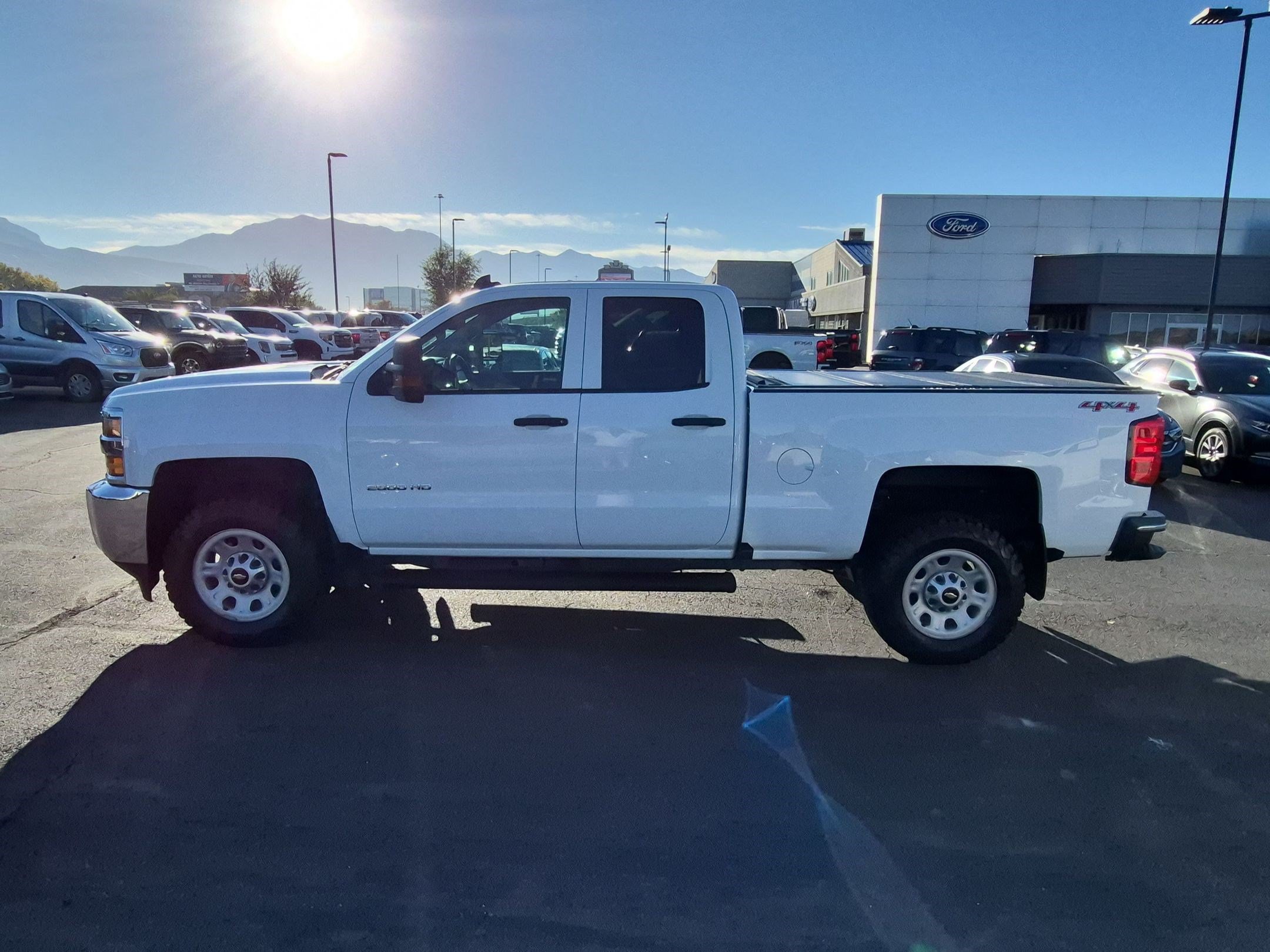 Used 2017 Chevrolet Silverado 2500 W/T w/ WT Convenience Package AWD/4WD image 10
