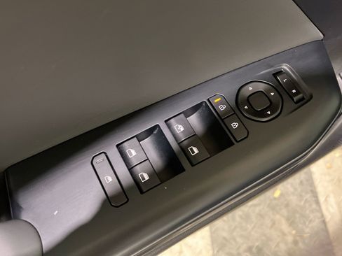 Used 2025 Kia K4 LXS image 29