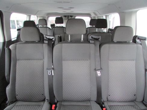 Used 2023 Ford Transit 350 XLT image 7