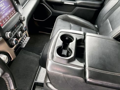 Used 2020 RAM 1500 Laramie image 16