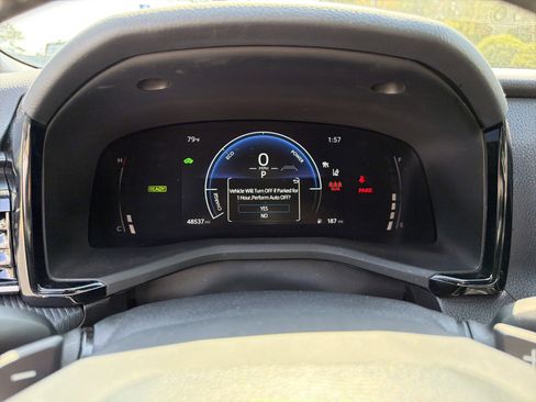 Used 2025 Toyota Camry SE image 27