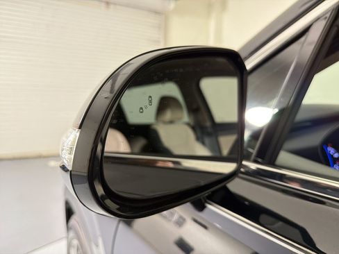 Used 2020 Hyundai Santa Fe Limited FWD image 22